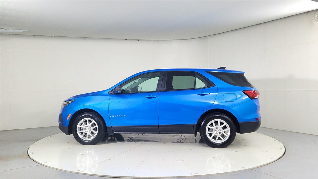 Used 2024 Chevrolet Equinox LS SUV