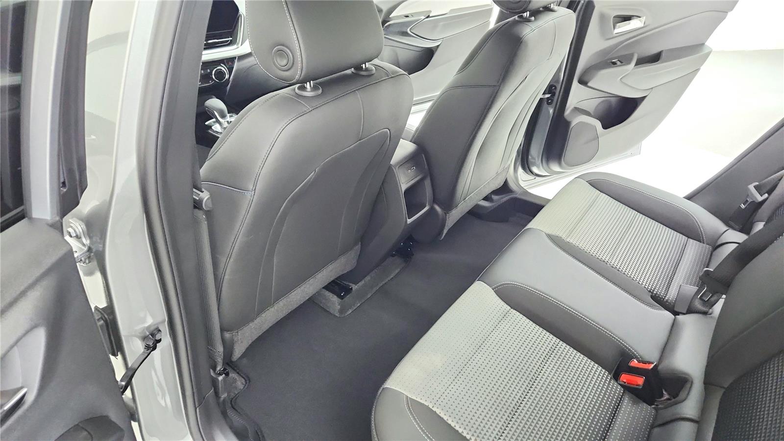 2026 Chevrolet Trax LT - Photo 19