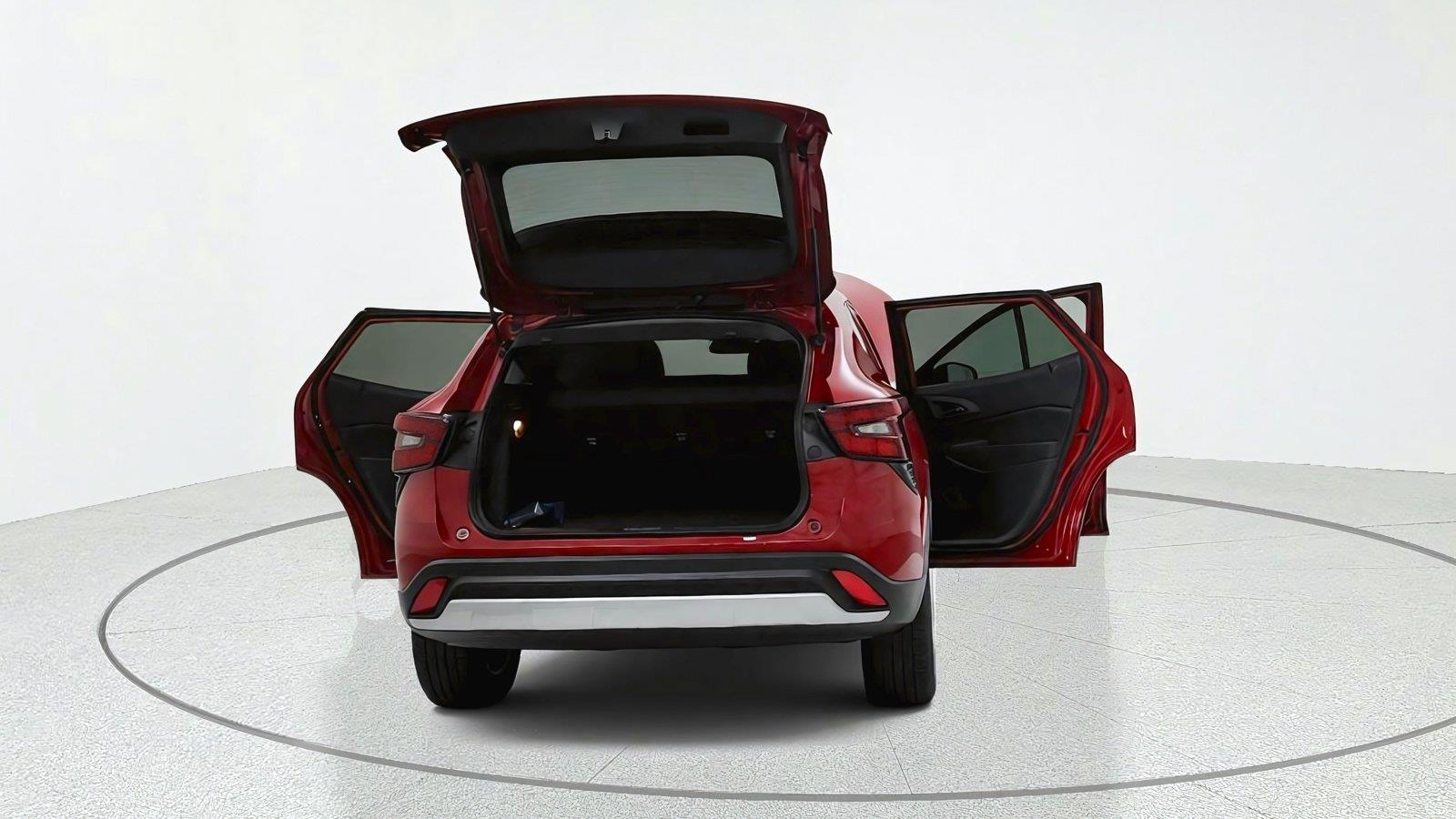 2026 Chevrolet Trax LT - Photo 13