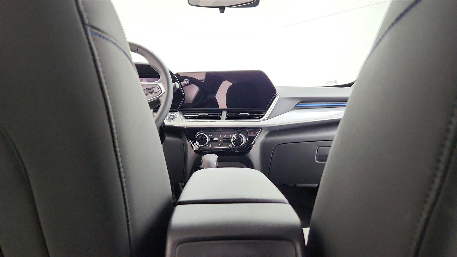 2026 Chevrolet Trax LT - Photo 22