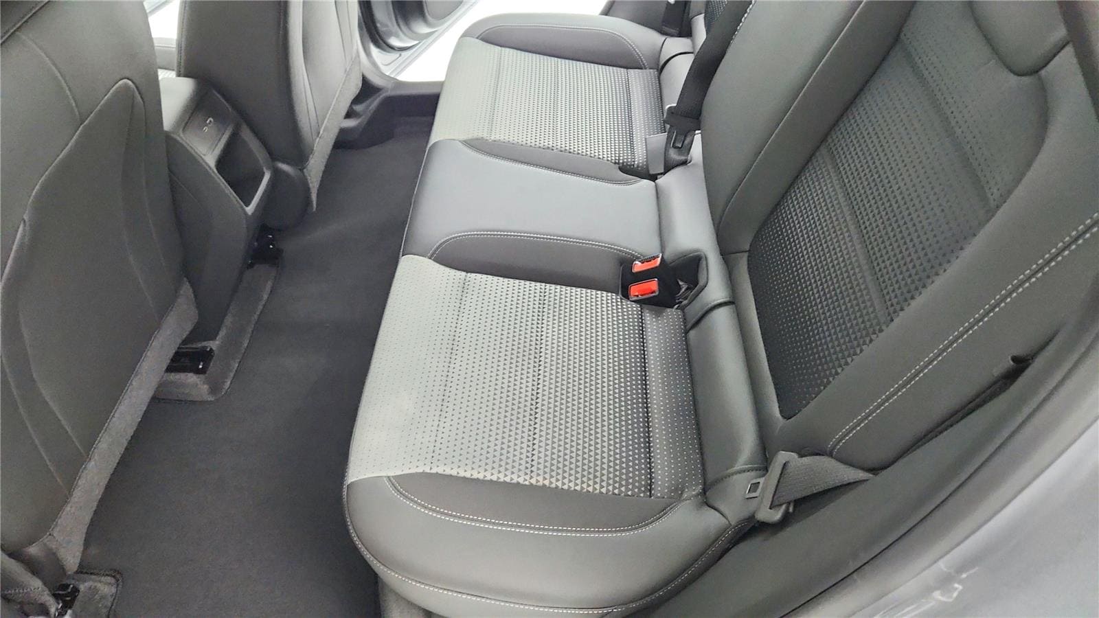 2026 Chevrolet Trax LT - Photo 20