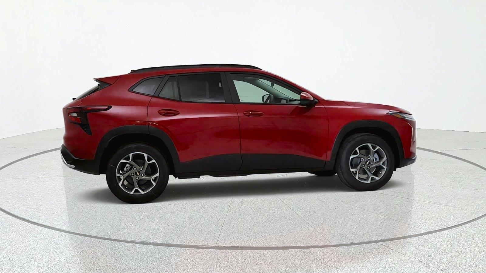 2026 Chevrolet Trax LT - Photo 7