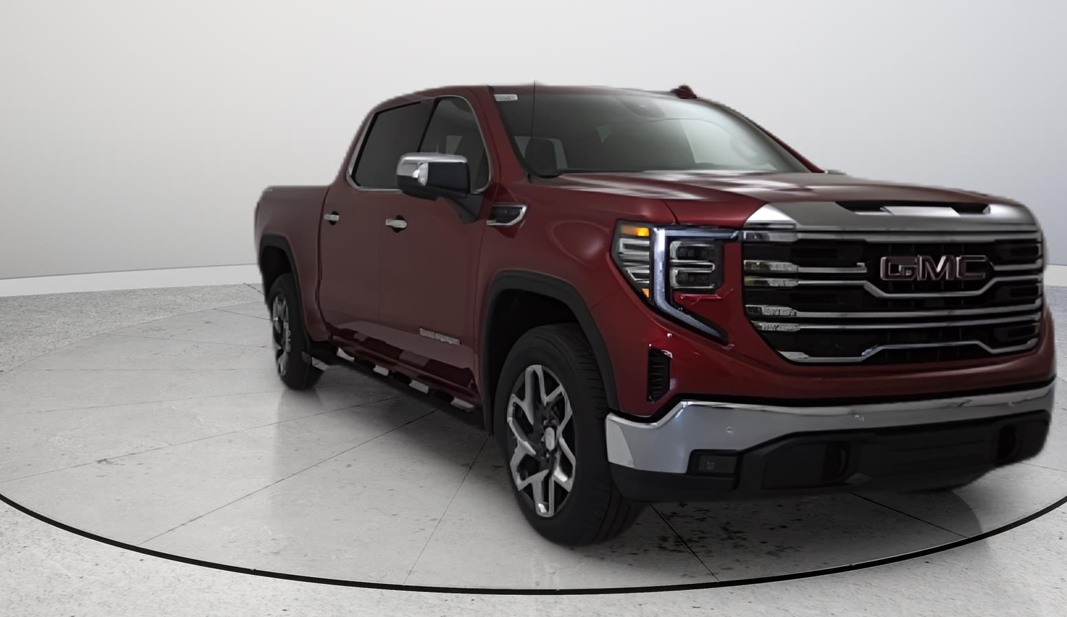 2024 GMC Sierra 1500 SLT's photo