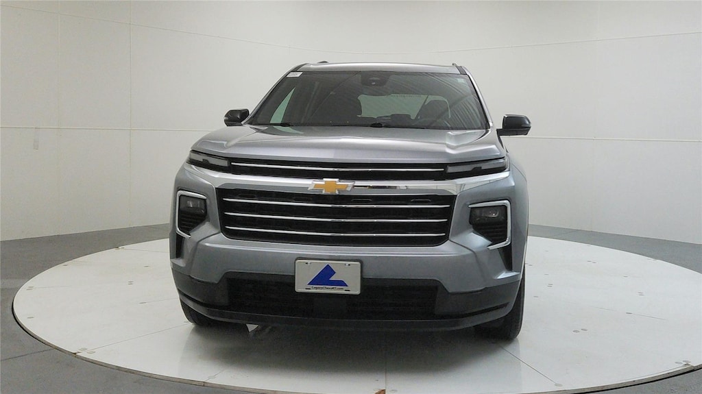 Used 2024 Chevrolet Traverse LT SUV