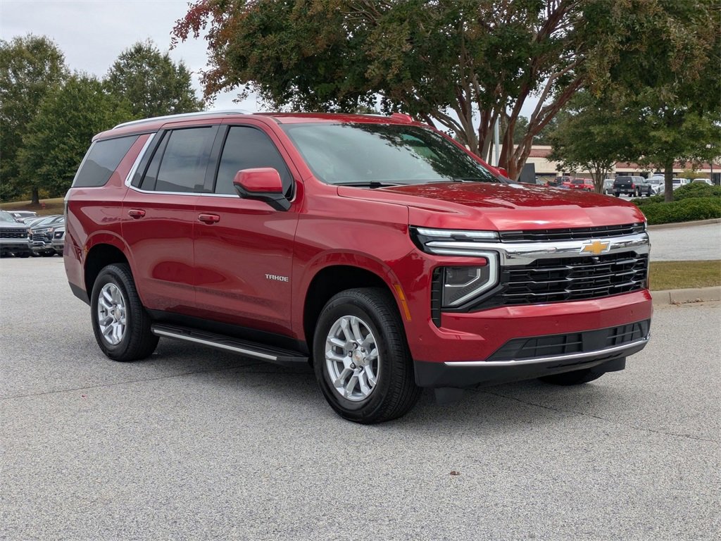 2025 Chevrolet Tahoe LS photo 2