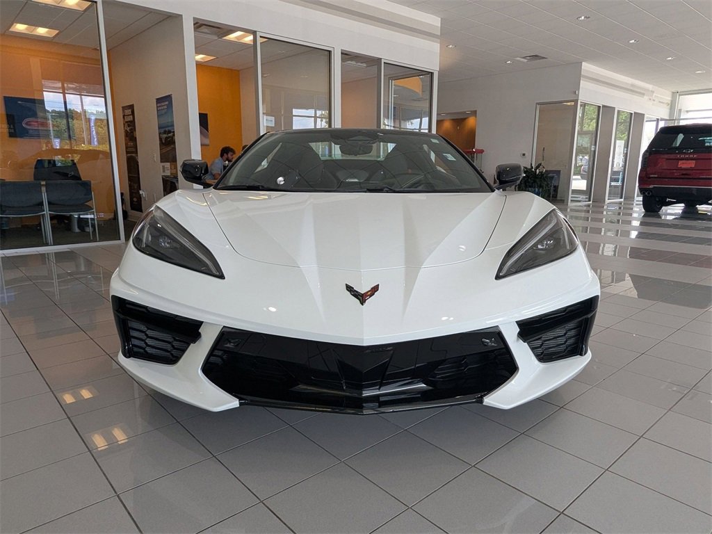 2024 Chevrolet Corvette Stingray 3LT photo 3