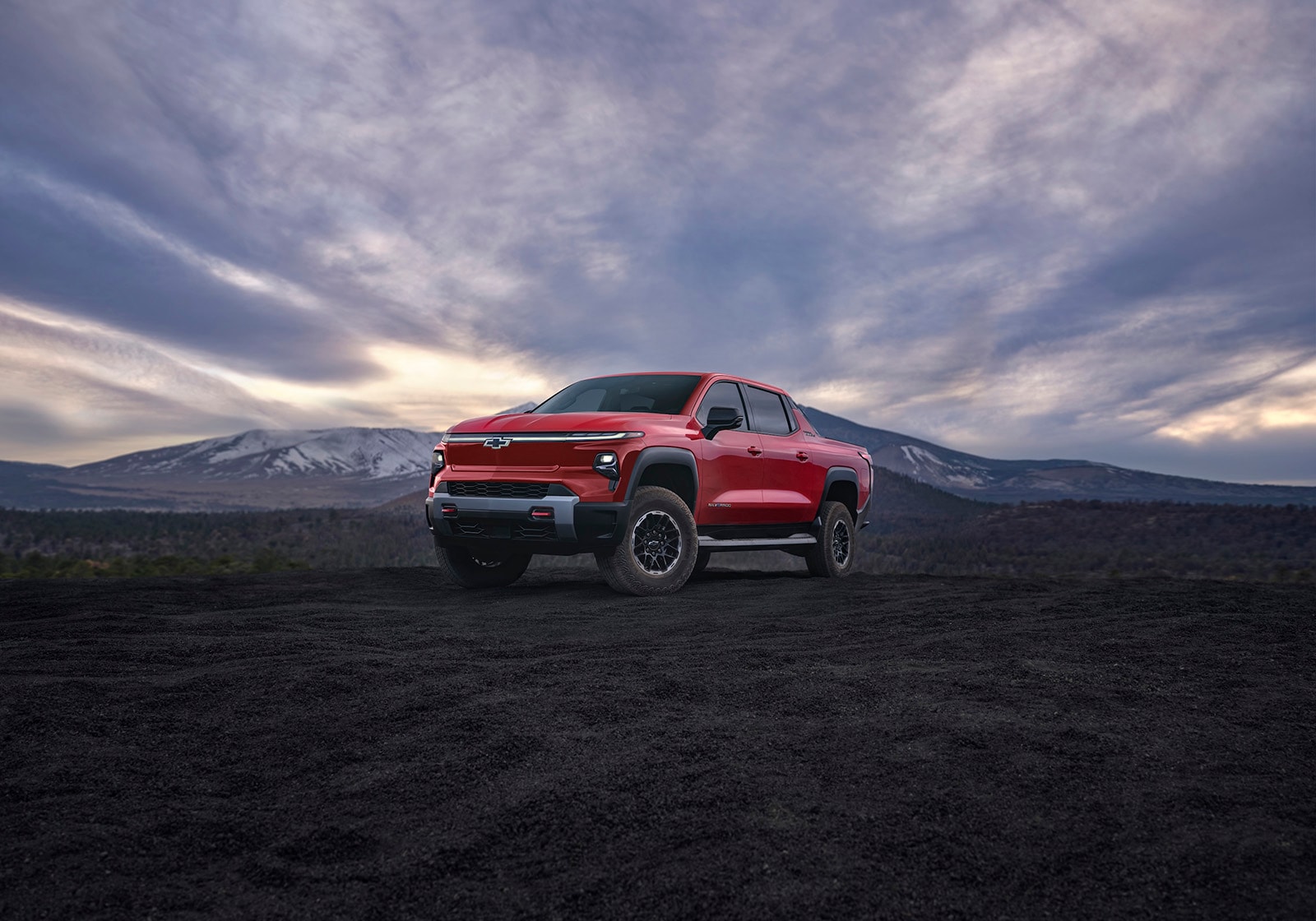 26_Silverado_EV_front.jpg