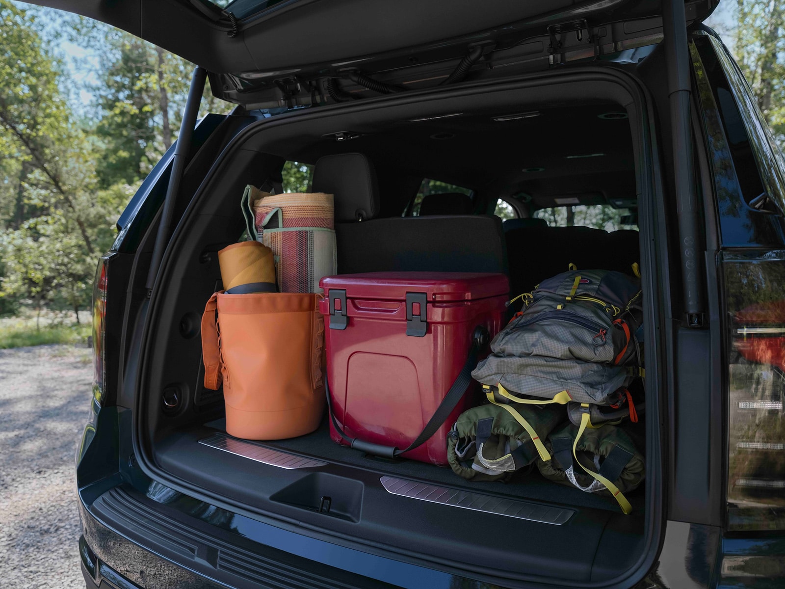 2025_Tahoe_Cargo.jpg