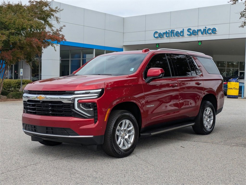2025 Chevrolet Tahoe LS photo 4
