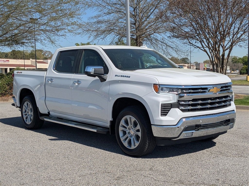 2025 Chevrolet Silverado 1500 LTZ photo 2