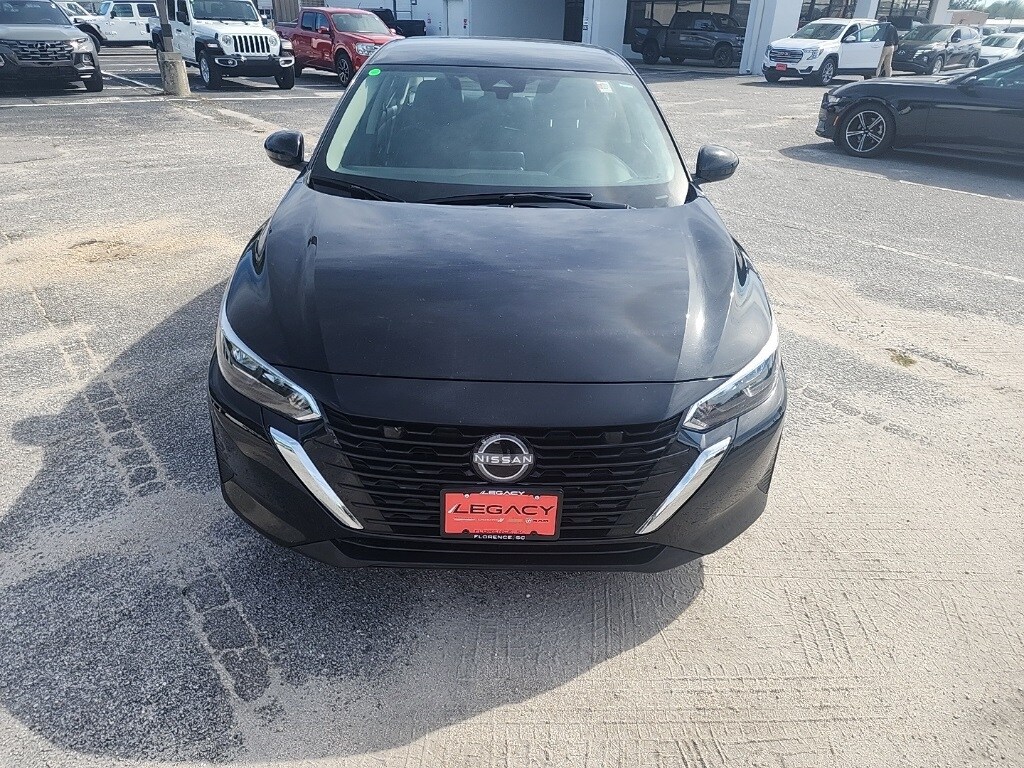 2024 Nissan Sentra SV photo 2
