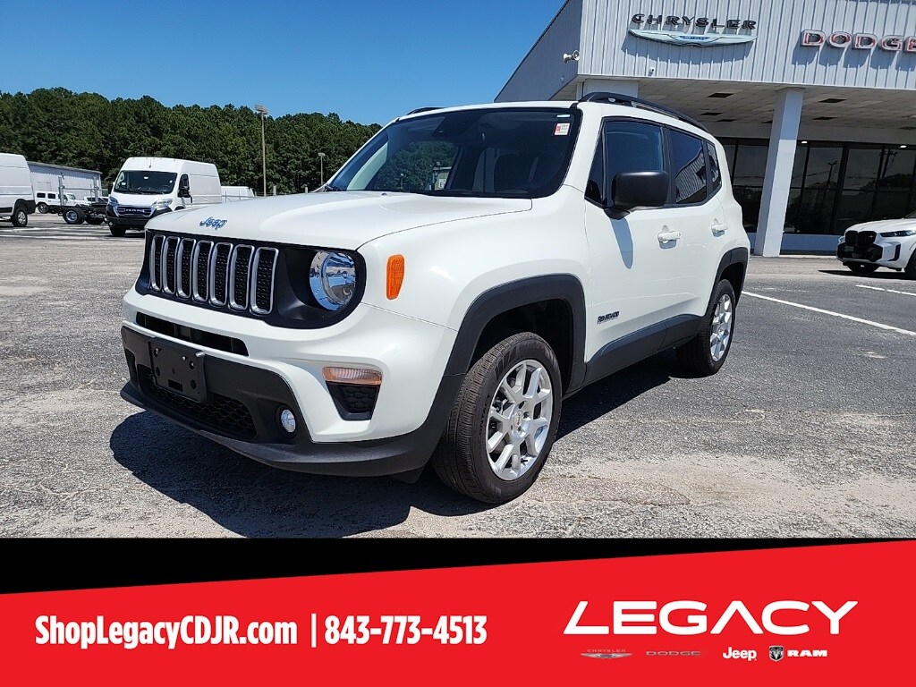 2022 Jeep Renegade Latitude photo 2