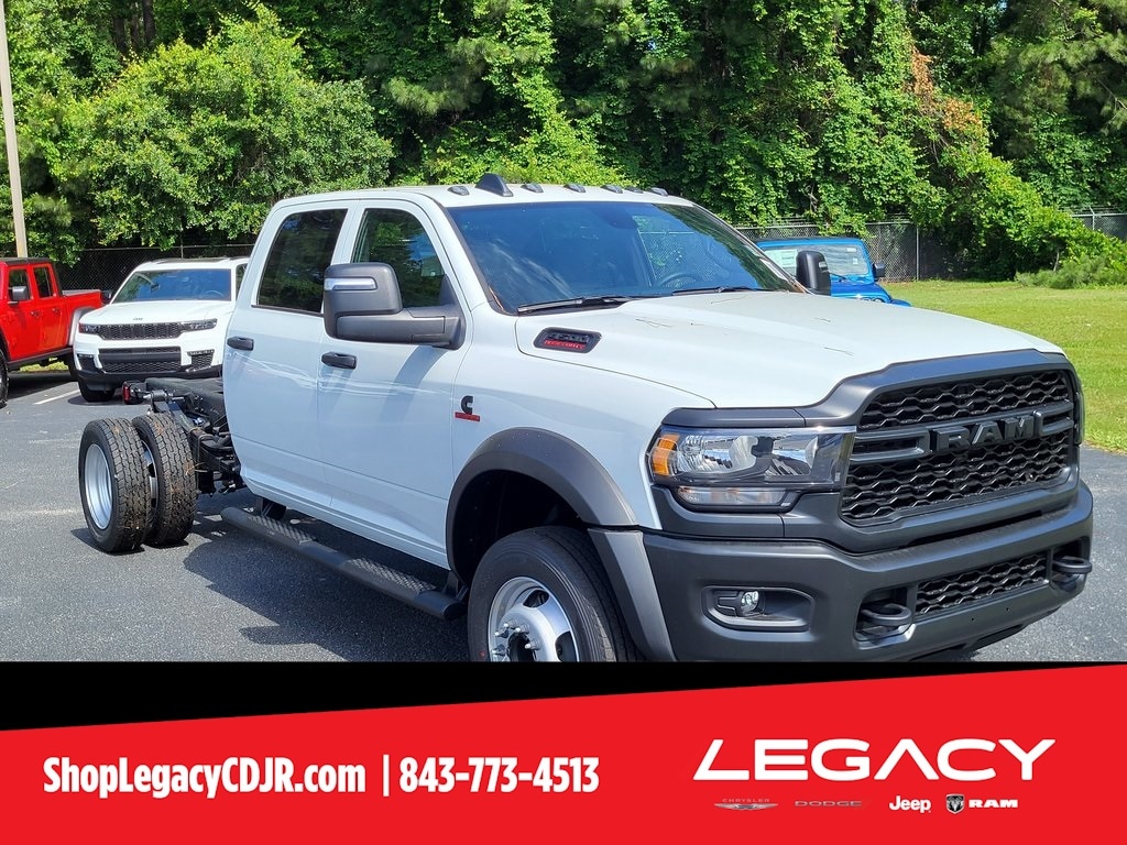 New 2024 Ram 4500 Chassis Cab 4500 TRADESMAN CHASSIS CREW CAB 4X4 60' CA Pickup