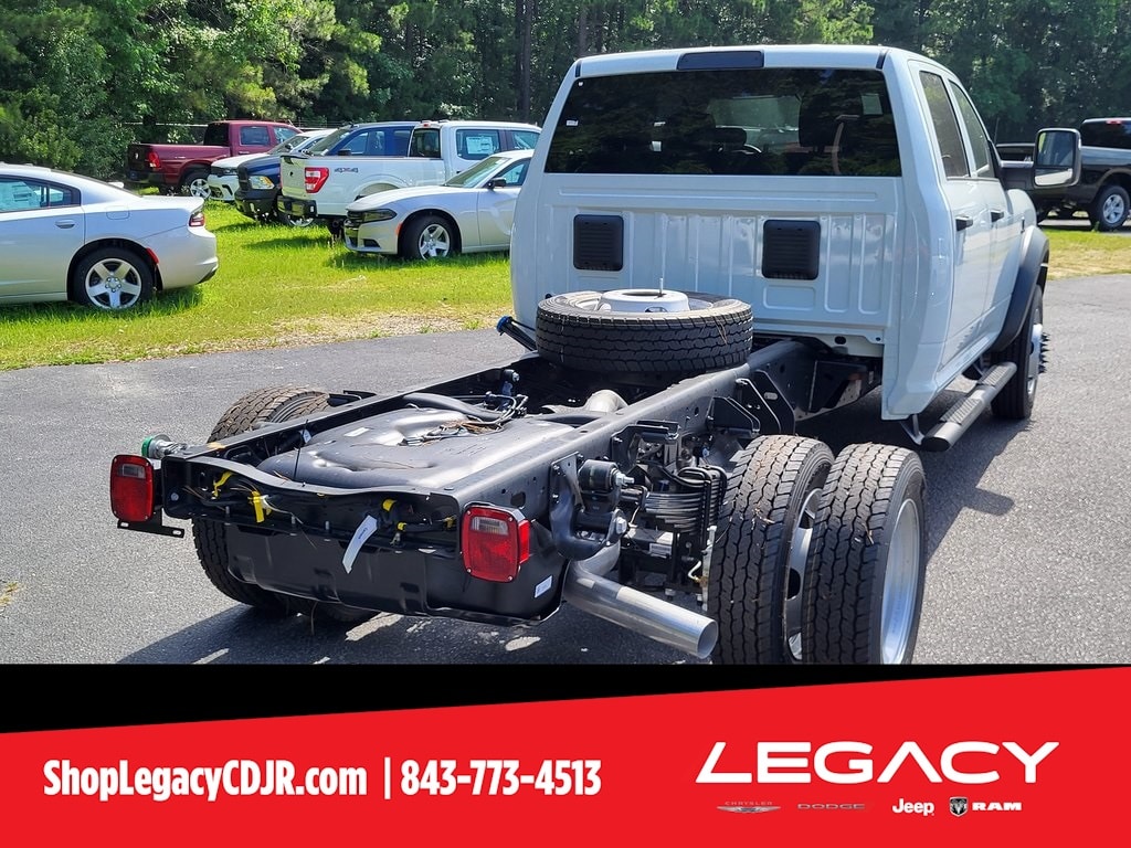 New 2024 Ram 4500 Chassis Cab 4500 TRADESMAN CHASSIS CREW CAB 4X4 60' CA Pickup