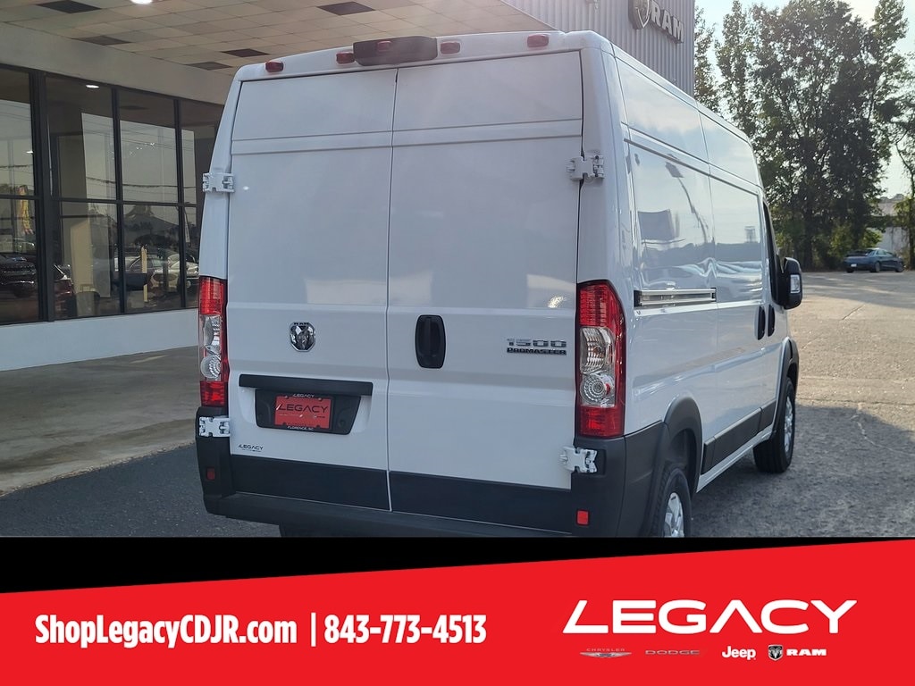 New 2024 Ram ProMaster PROMASTER 1500 SLT CARGO VAN HIGH ROOF 136' WB Cargo Van