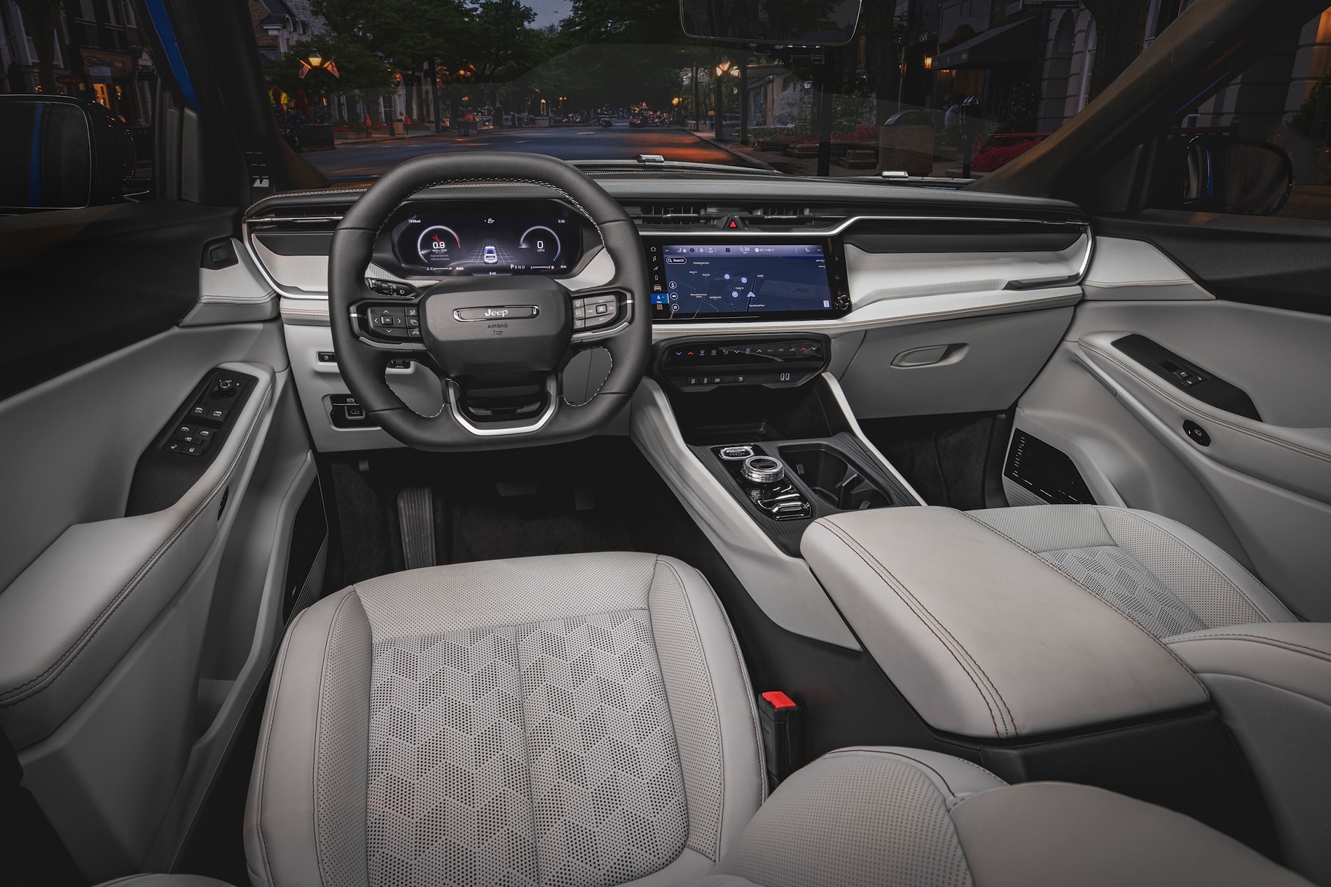 2026_Cherokee_Interior_.jpg