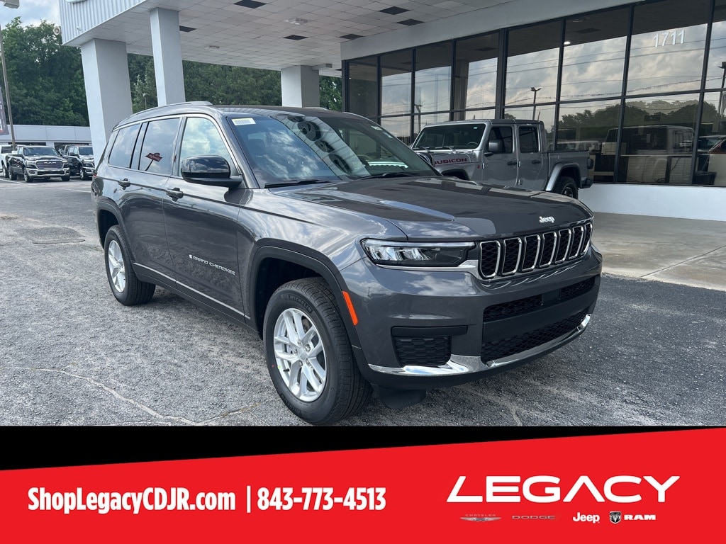 2025 Jeep Grand Cherokee L LAREDO X 4X4