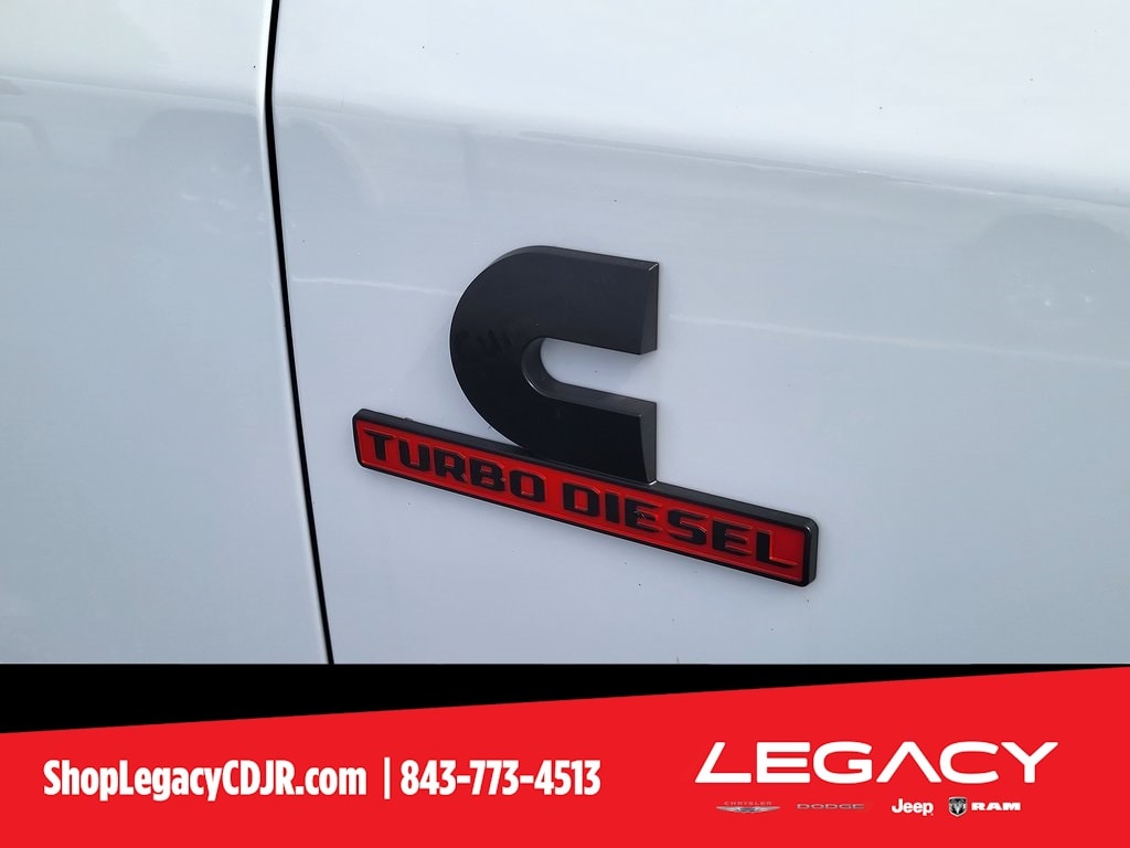 New 2024 Ram 3500 Chassis Cab 3500 TRADESMAN CREW CAB CHASSIS 4X4 60' CA Pickup