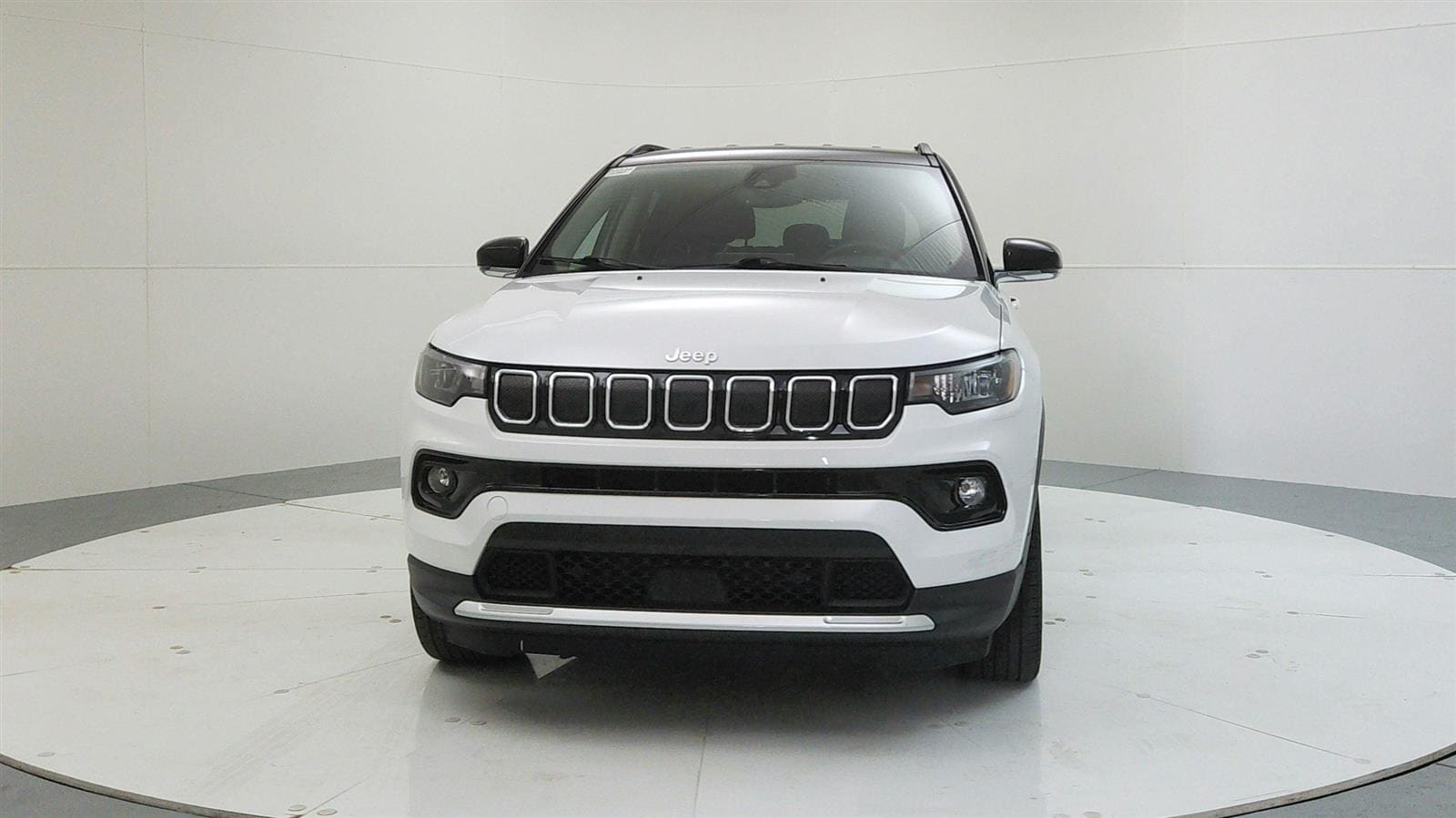 Used 2022 Jeep Compass Limited with VIN 3C4NJDCB9NT132238 for sale in Corbin, KY