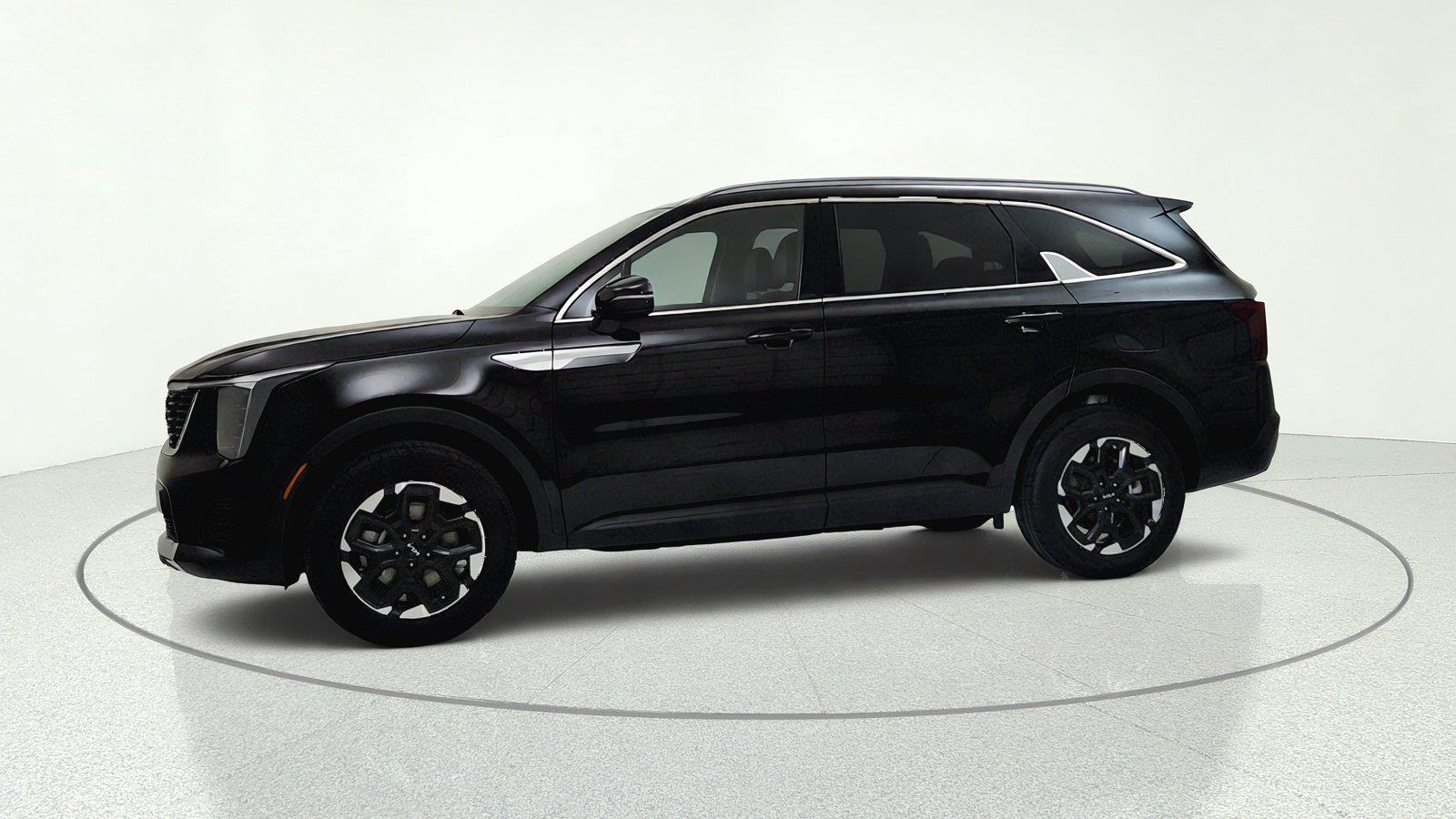 2025 Kia Sorento S - Photo 6