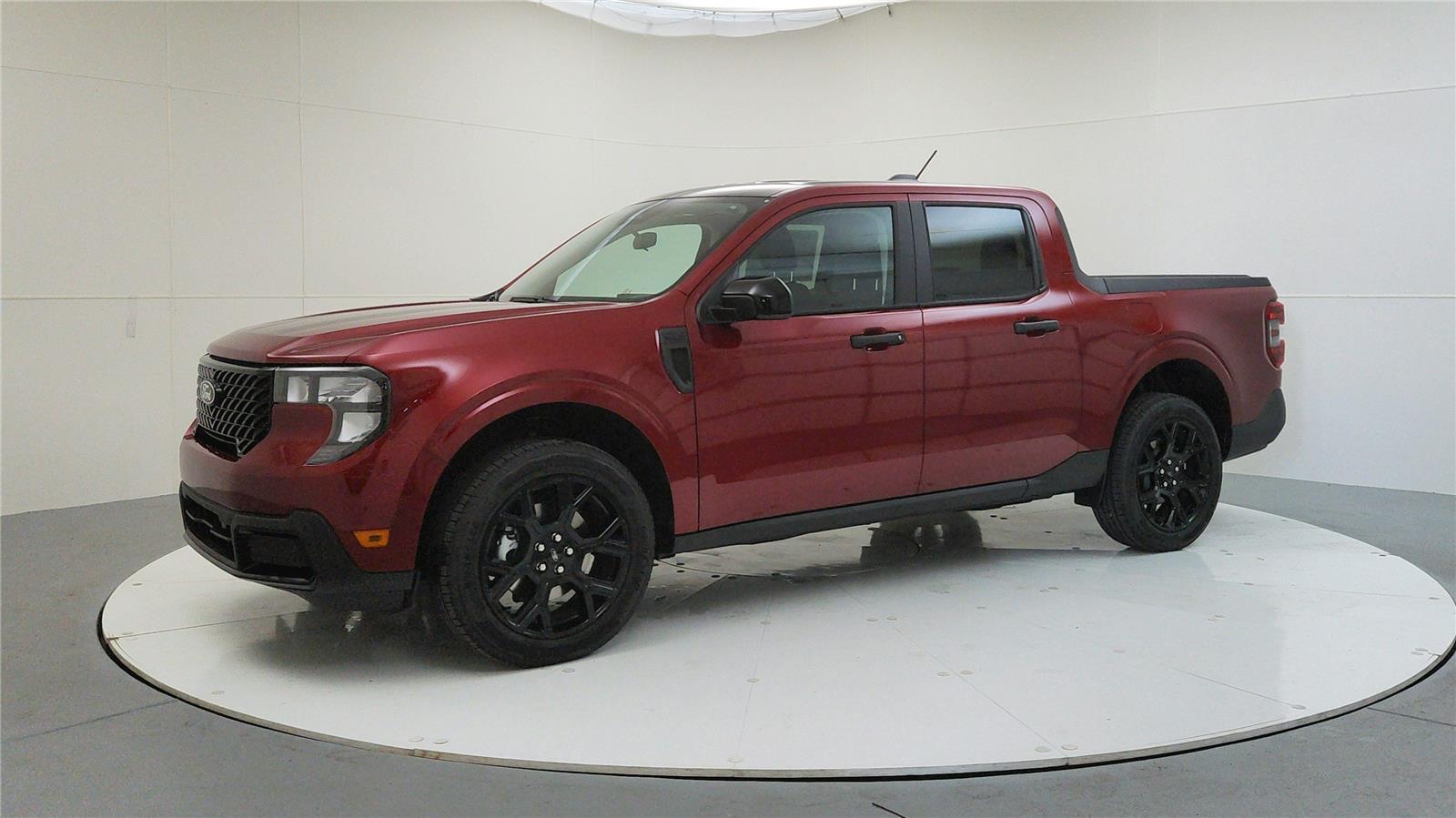 2025 Ford Maverick XLT photo 3