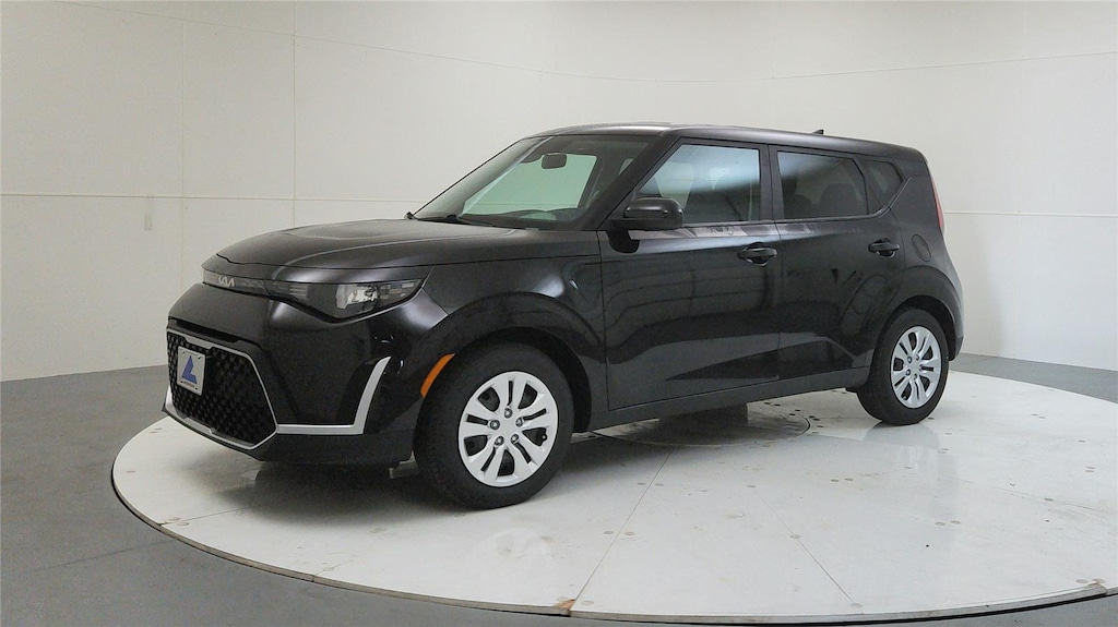 Used 2023 Kia Soul LX Hatchback