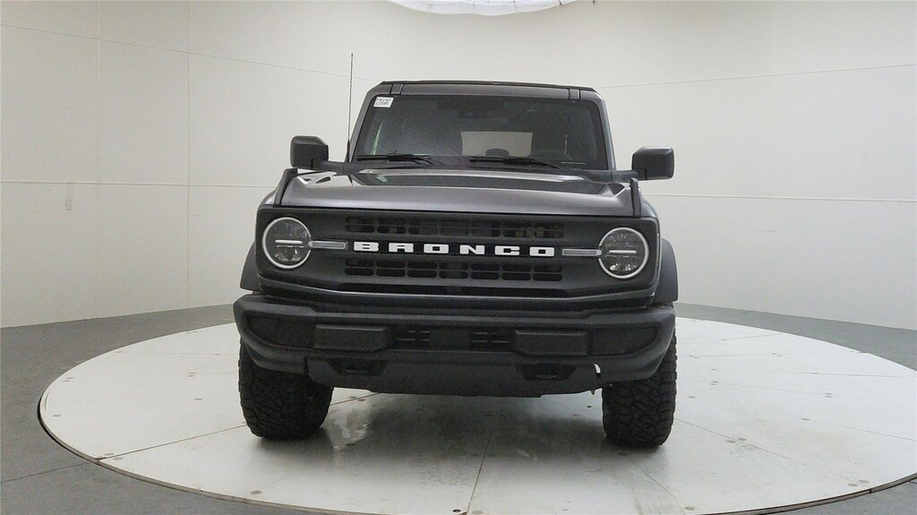 New 2025 Ford Bronco Base SUV