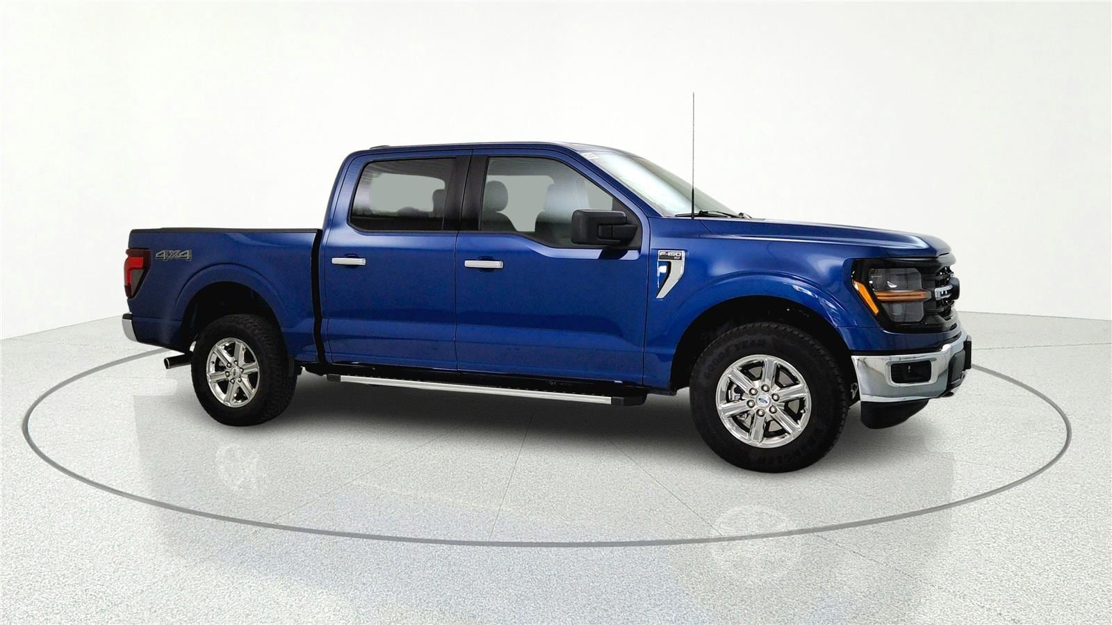 2025 Ford F-150 XLT - Photo 8