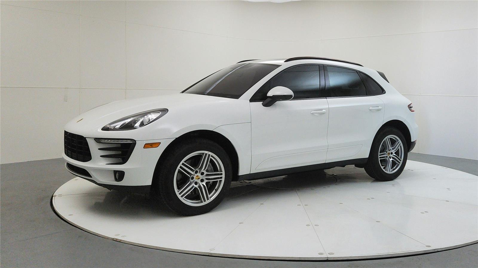2016 Porsche Macan S photo 3