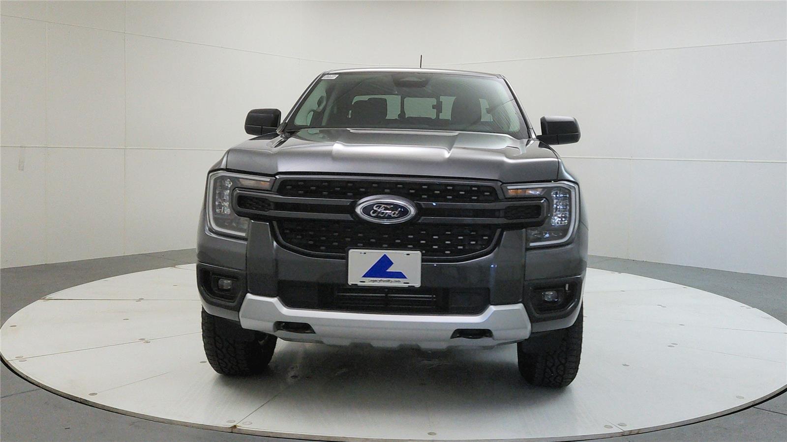 2025 Ford Ranger XLT photo 2