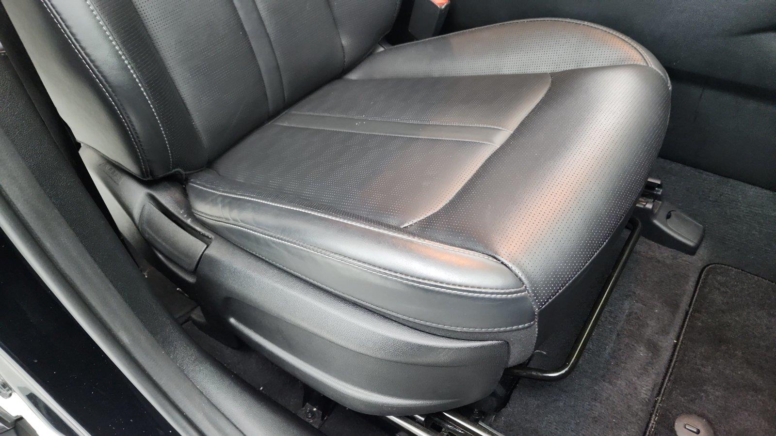 2025 Kia Sorento S - Photo 31