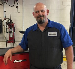 Staff member Jason Stewart from ec53bf043c0b