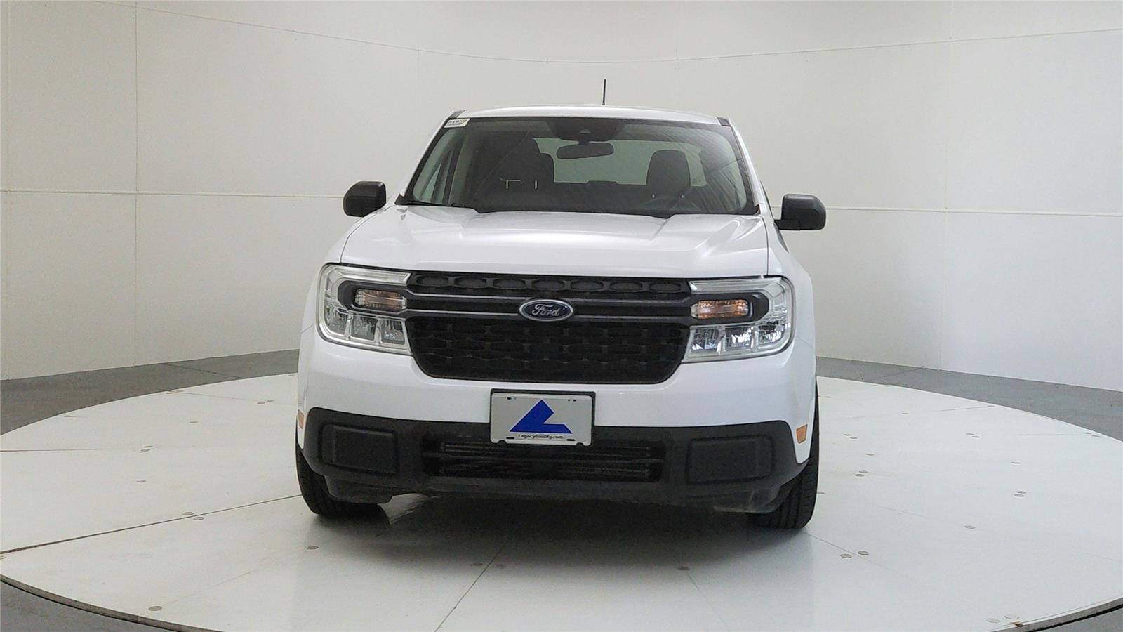 2024 Ford Maverick XLT photo 2