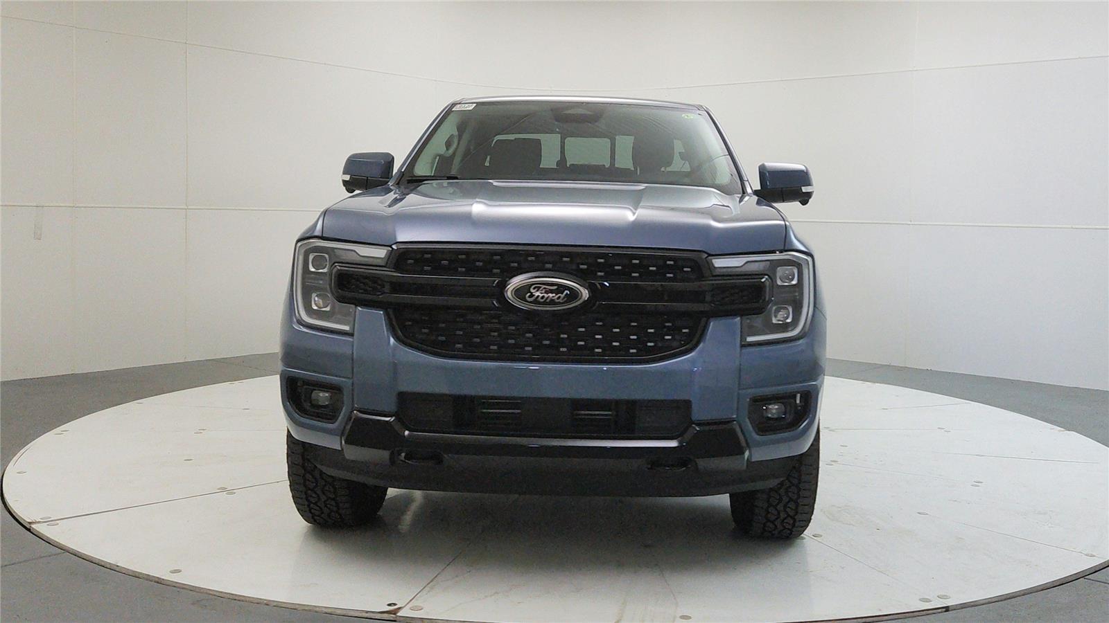 2025 Ford Ranger Lariat photo 2