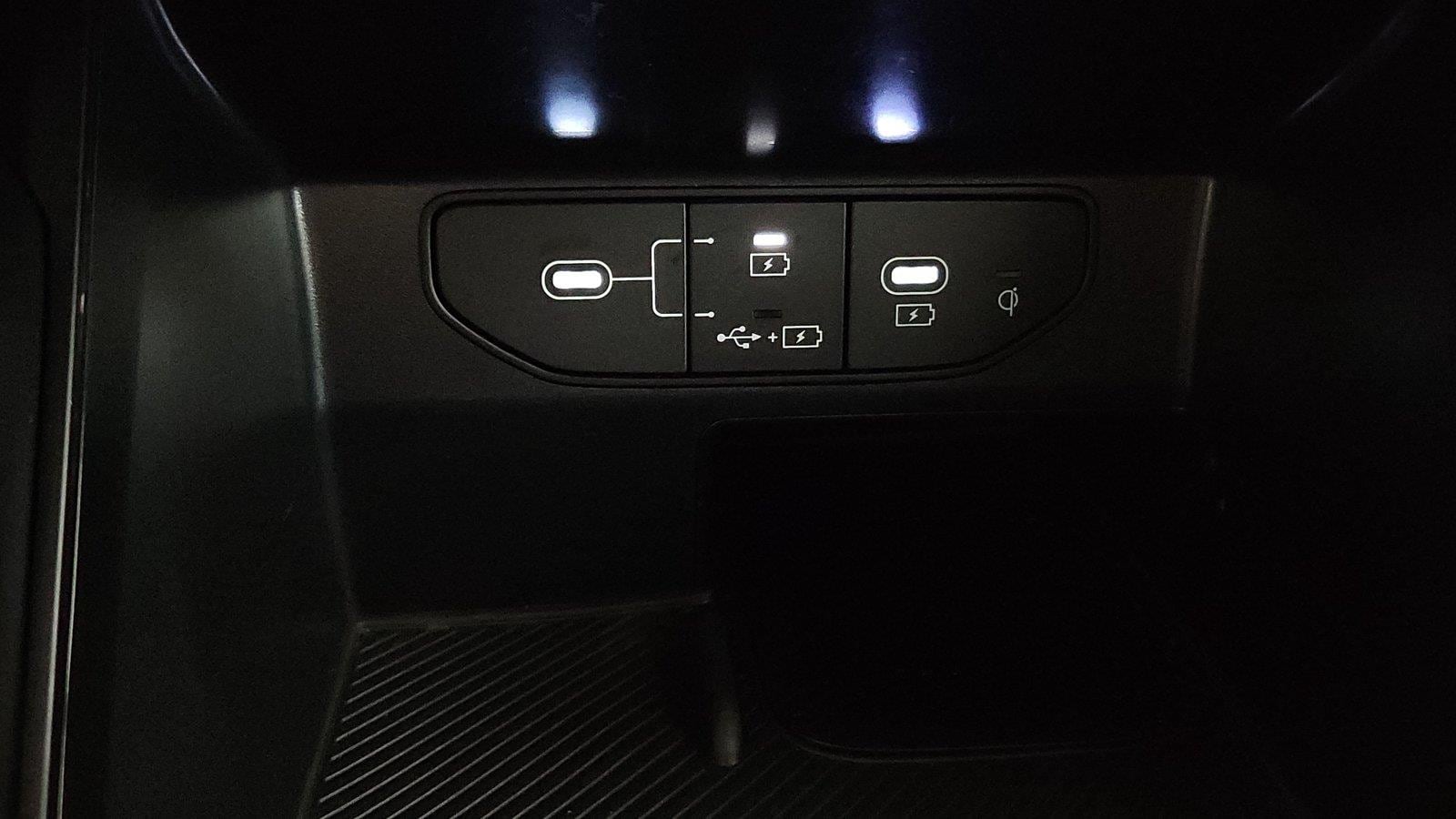 2025 Kia Sorento S - Photo 36