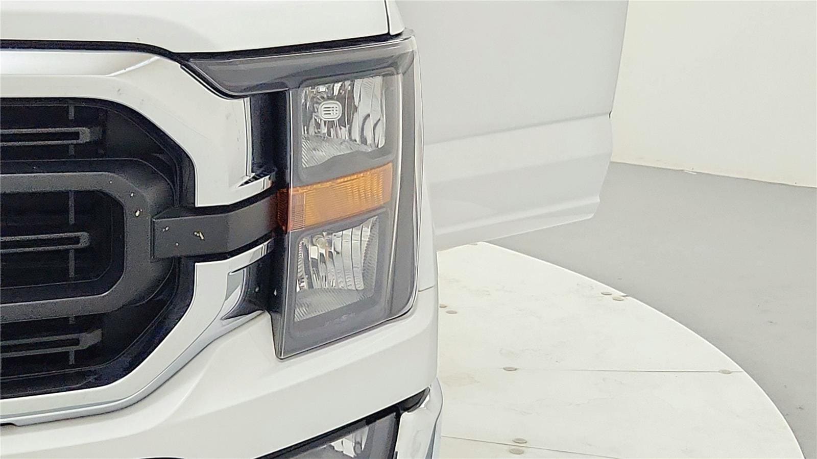 2023 Ford F-150 XLT - Photo 11