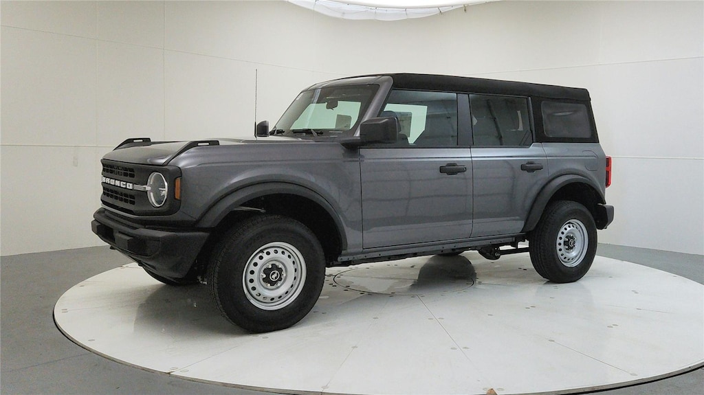 New 2025 Ford Bronco Base SUV