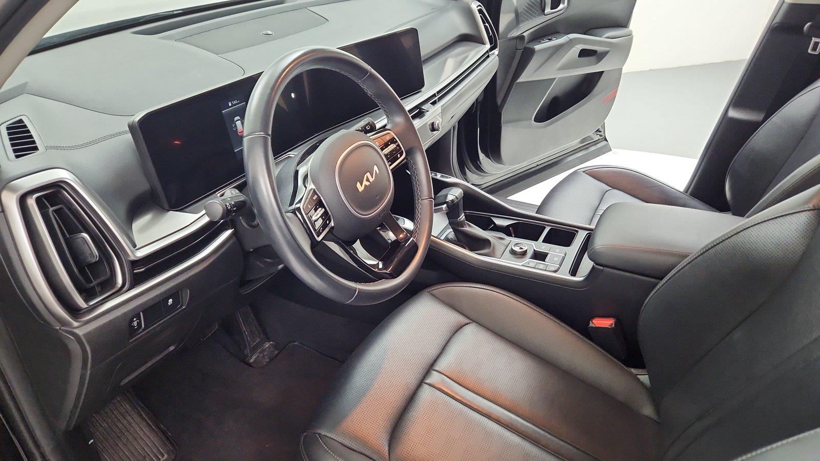 2025 Kia Sorento S - Photo 20