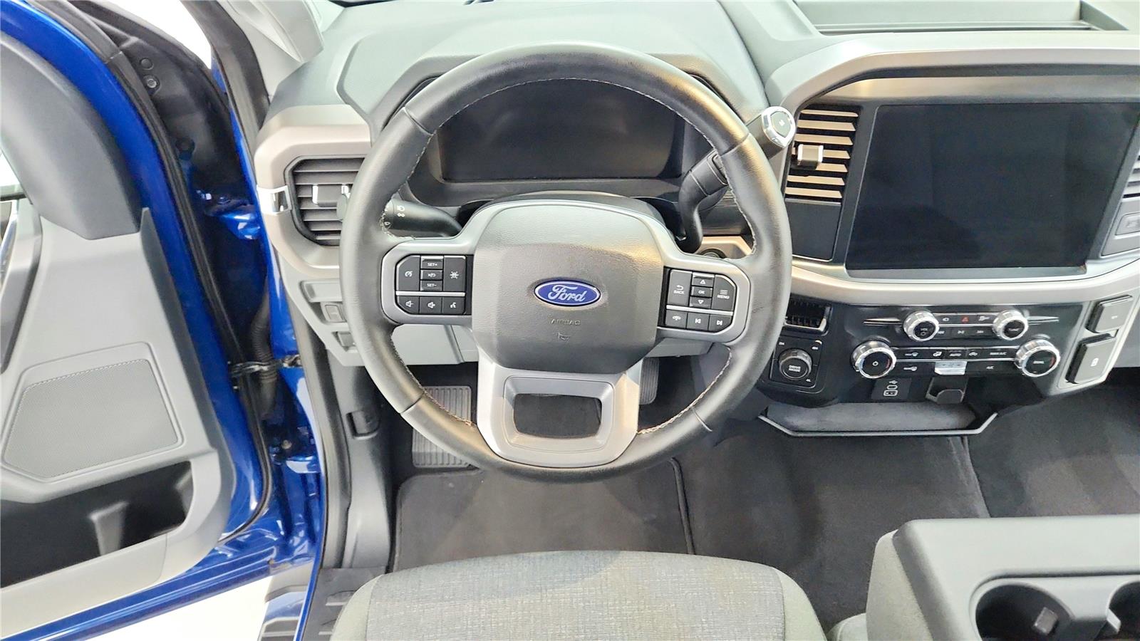 2025 Ford F-150 XLT - Photo 19