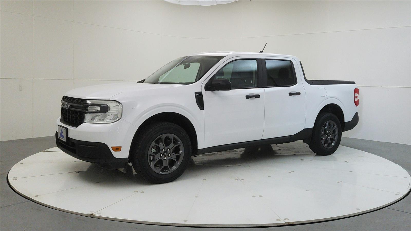 2024 Ford Maverick XLT photo 3