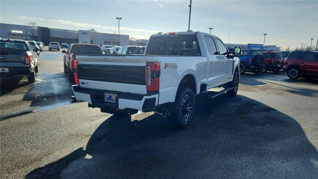 New 2026 Ford Super Duty F-250 SRW Platinum Truck