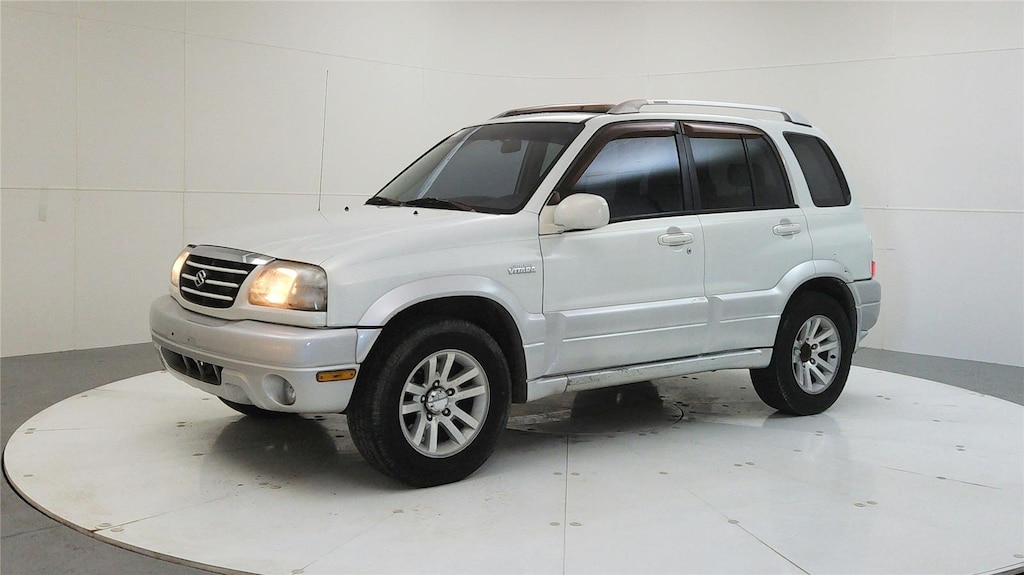 Used 2005 Suzuki Grand Vitara SUV