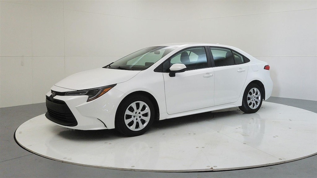 Used 2024 Toyota Corolla LE Sedan