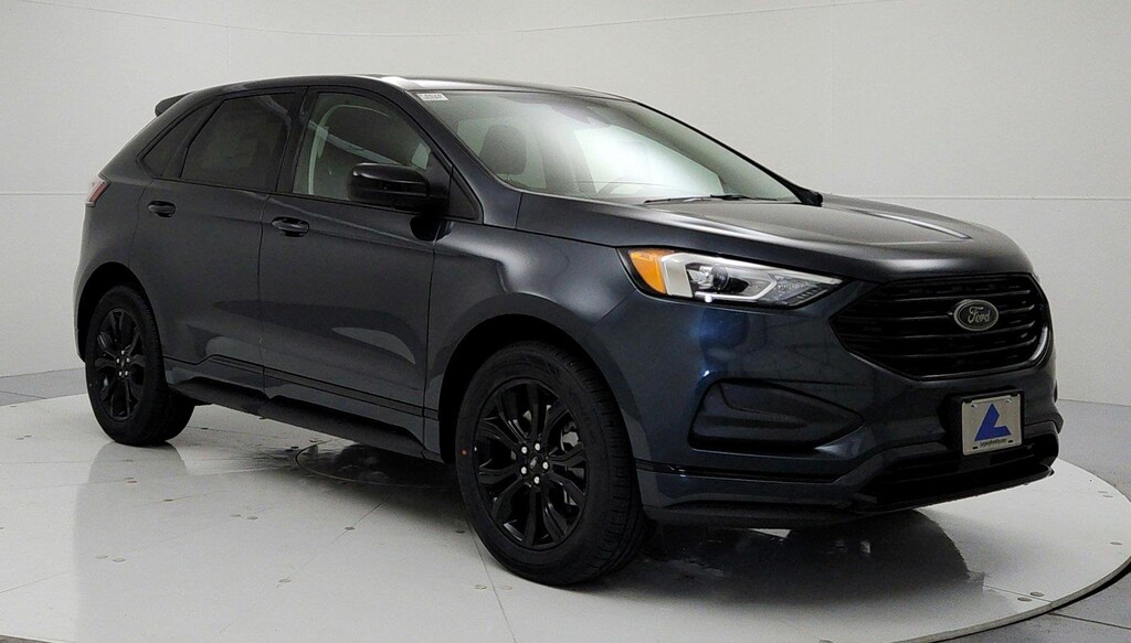 Used 2024 Ford Edge SE SUV