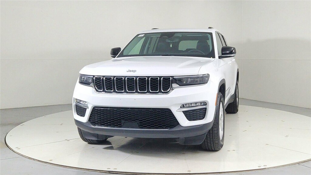 Used 2024 Jeep Grand Cherokee Limited SUV