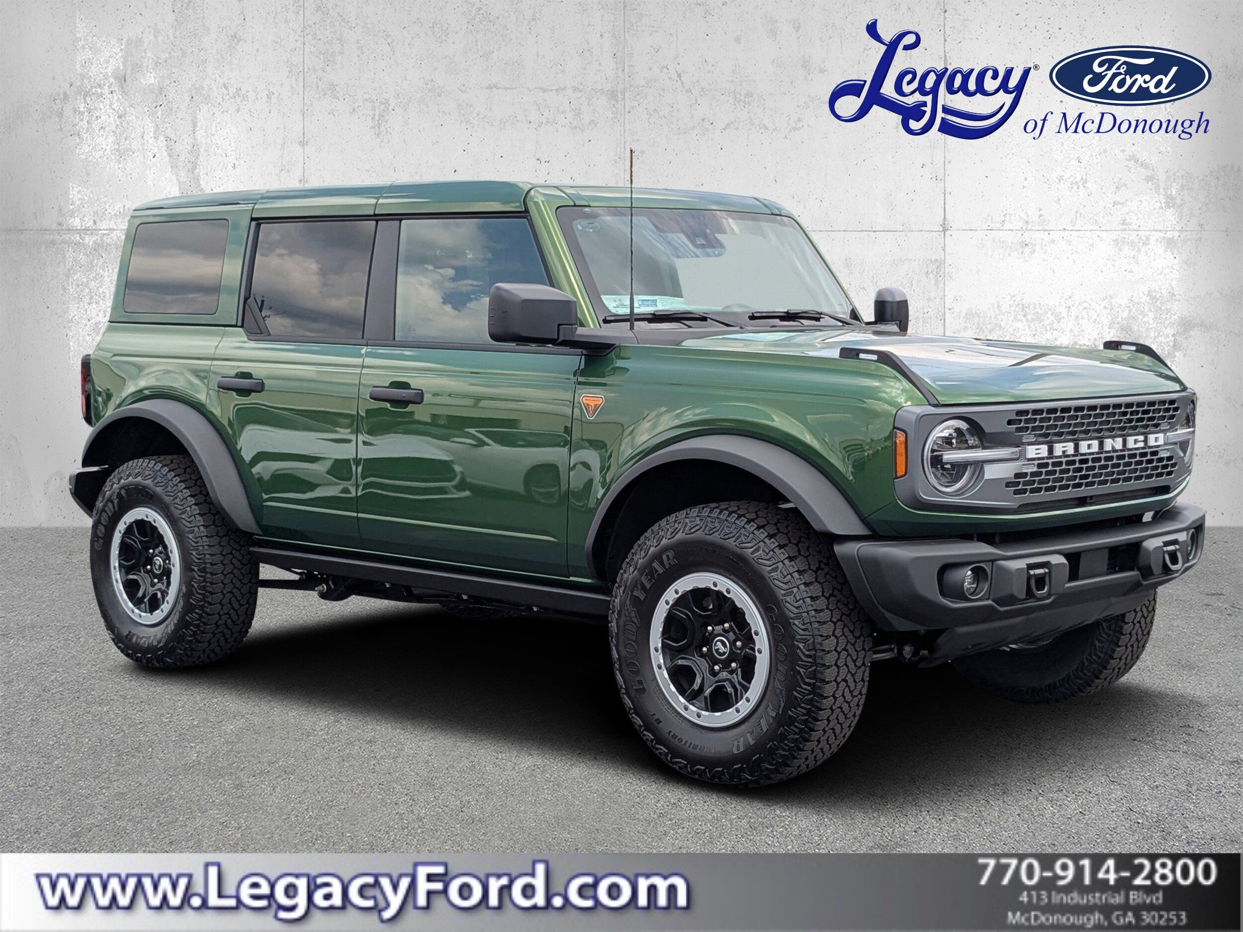 2025 Ford Bronco SUV 
