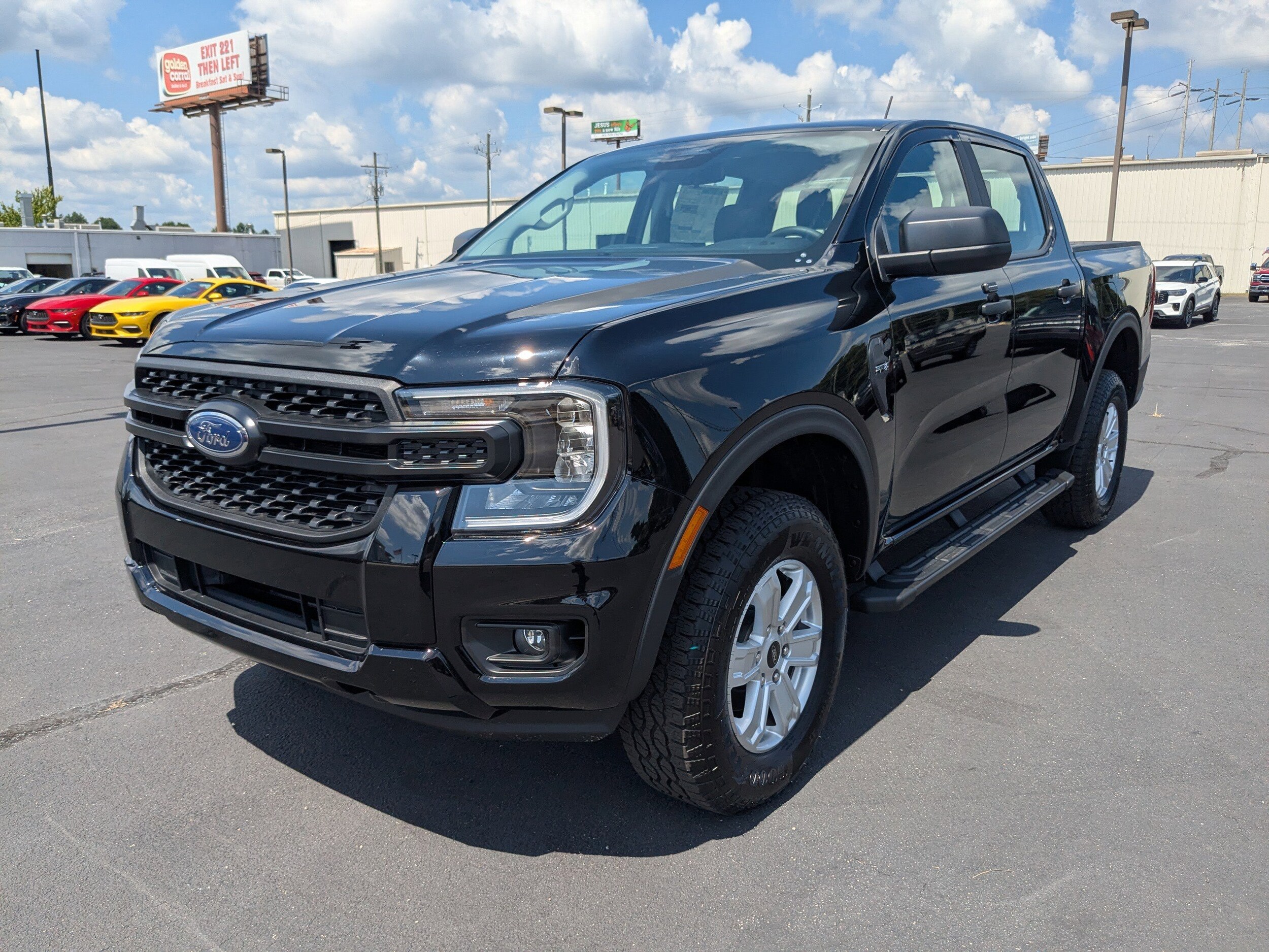 2025 Ford Ranger XL - Photo 8