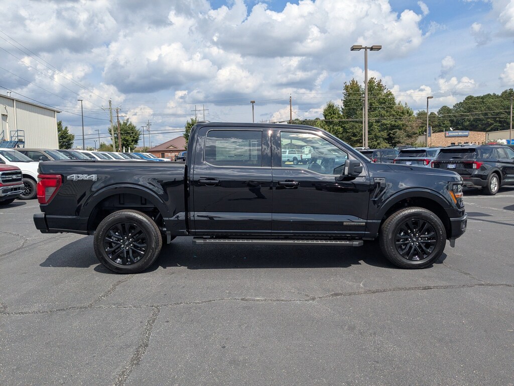 New 2025 Ford F-150 XLT Truck SuperCrew Cab