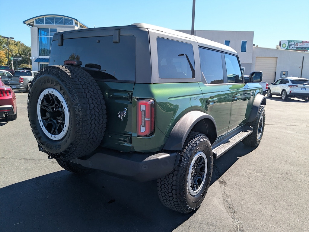 New 2025 Ford Bronco Outer Banks SUV