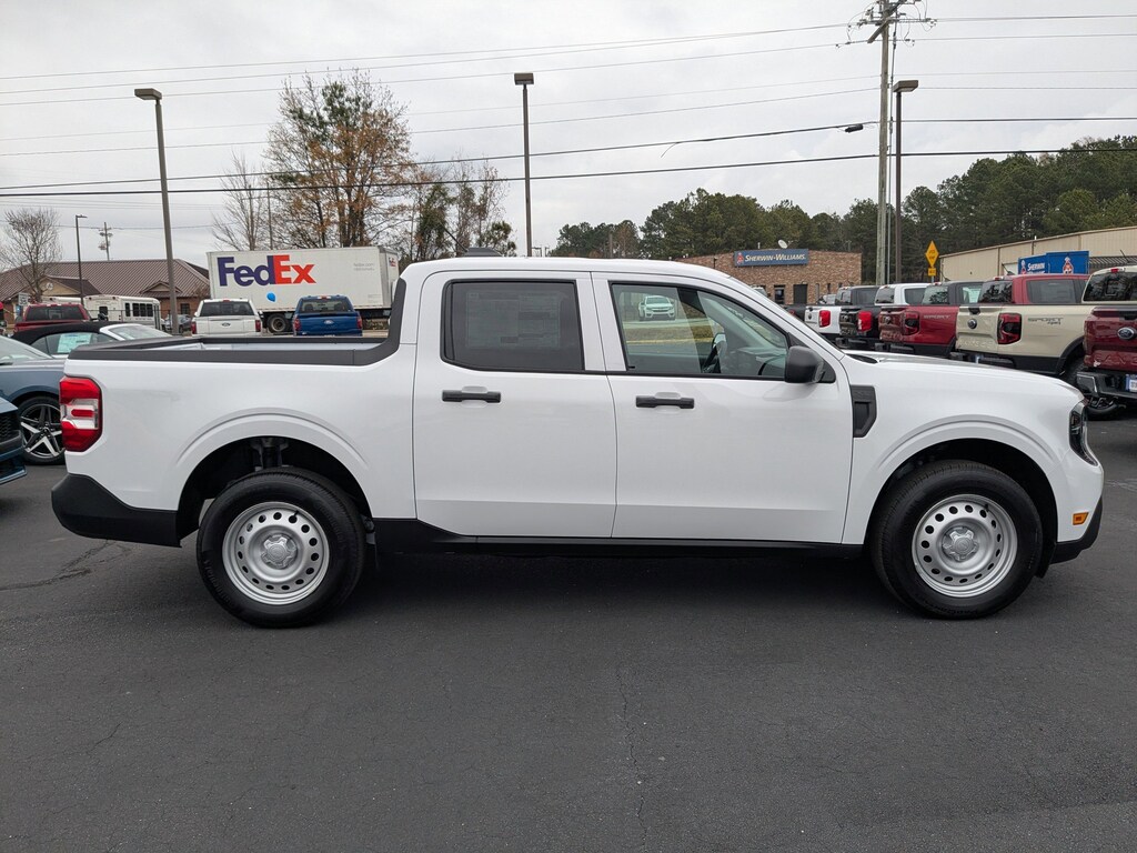 New 2025 Ford Maverick XL Truck SuperCrew